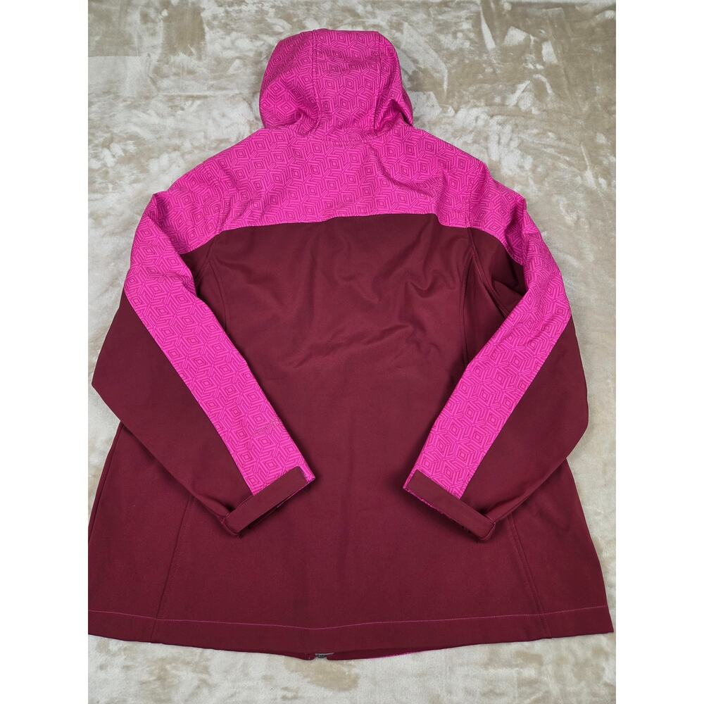 Free Tech Hooded Jacket - Picture 3 of 8